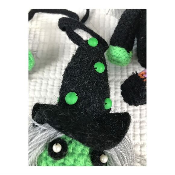 Halloween Crochet Knit Garlands (2) Witch Bat Vampire Yarn Felt ~ 7' Need TLC - Picture 10 of 10